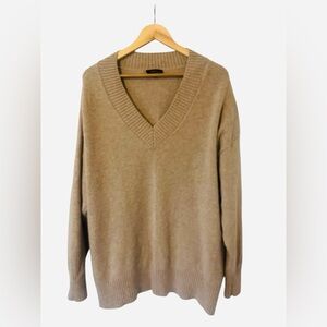 Quince Oversize V-Neck 100% Mongolian Cashmere Sweater Size L in Flax